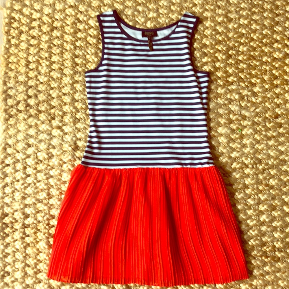 Girls Laundry dress
